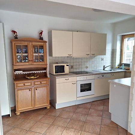 Zitas Ferienwohnung Reisach エクステリア 写真